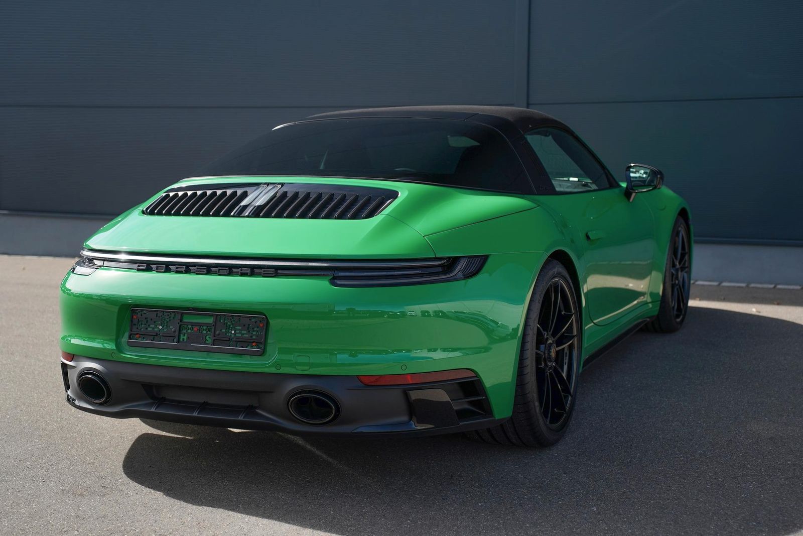 Porsche 992 4 GTS Targa Inno HAL Lift Bose Matrix 360...
