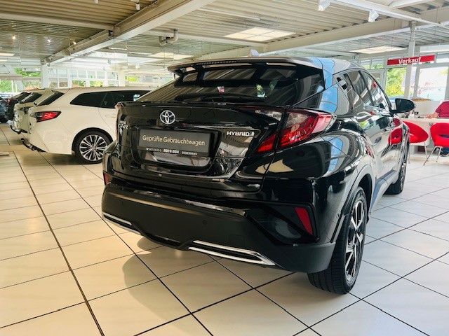 Toyota C-HR 2.0l Hybrid - Samsaru's Car Outlet