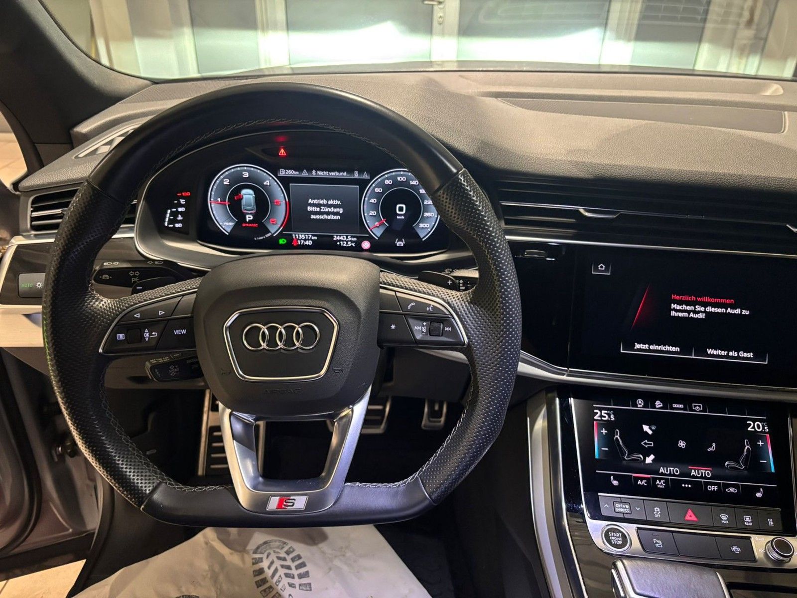 Audi Q8 50 TDI quattro S-LINE*AHK/STANDHEIZ.*
