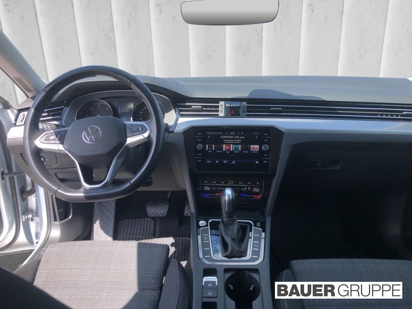 Volkswagen Passat Variant 2.0 TDI - Samsaru's Car Outlet