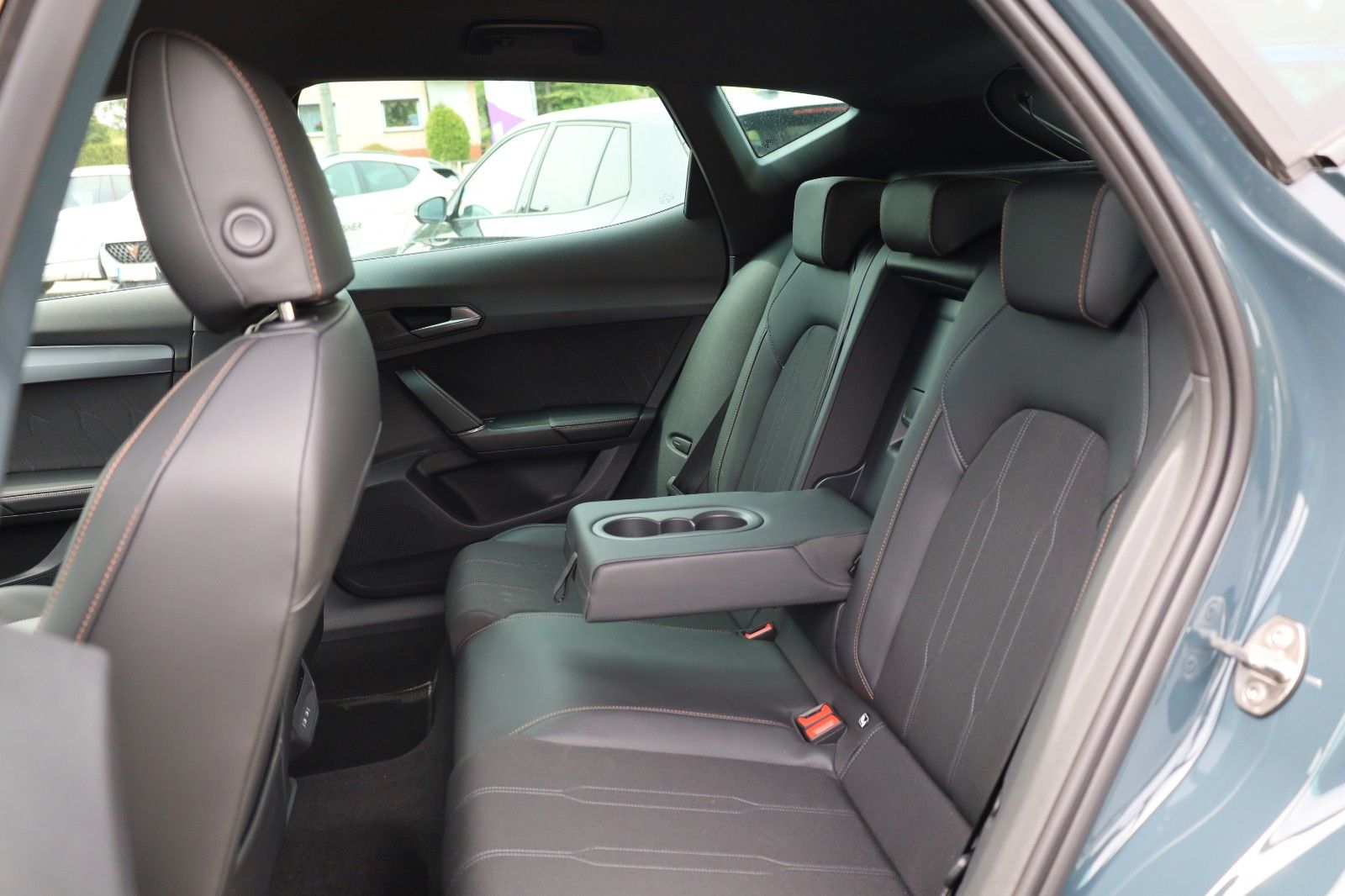 Cupra Formentor 1.5 eTSI - Samsaru's Car Outlet