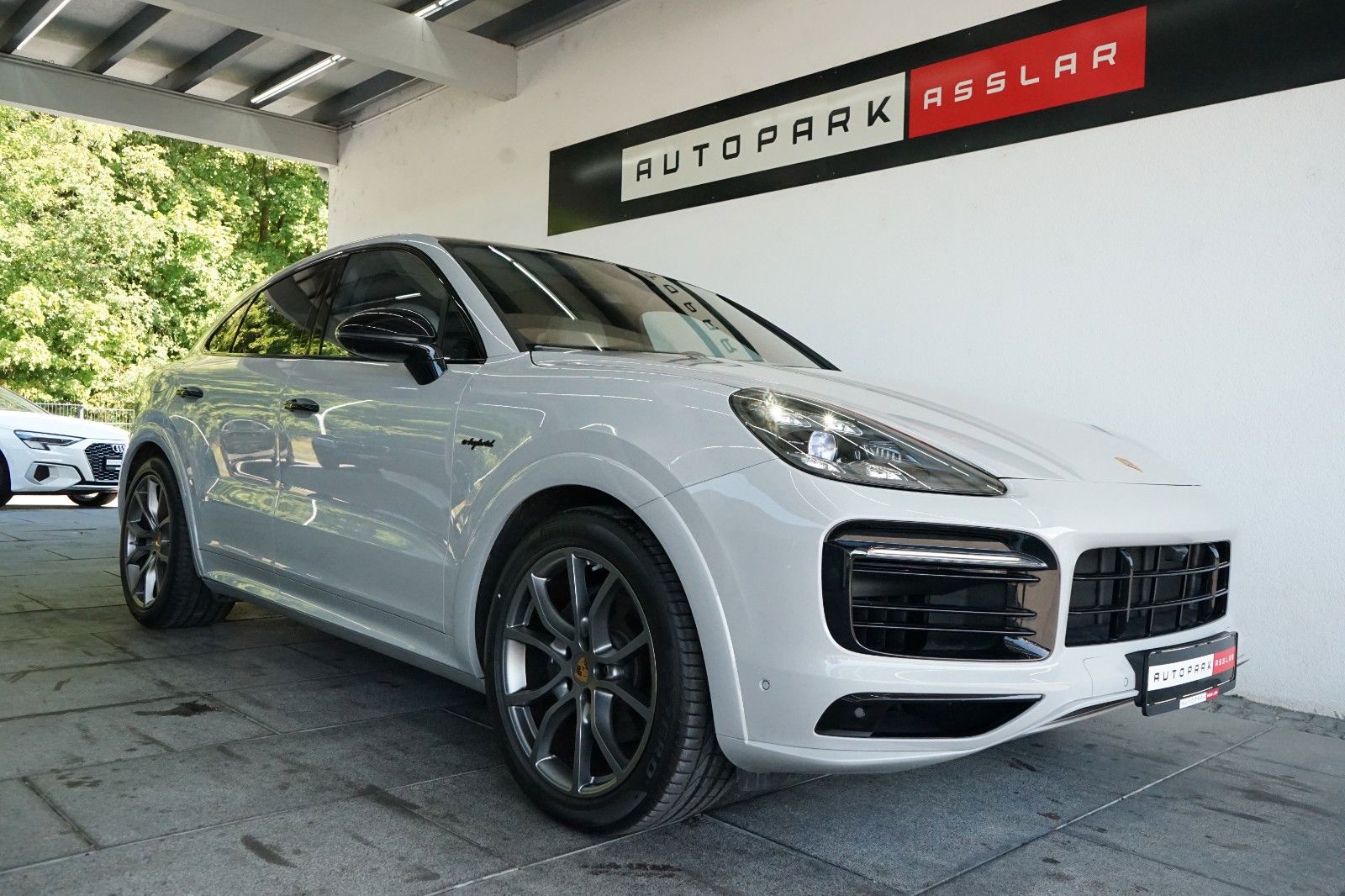 Porsche Cayenne Coupe E-Hybrid MY2021/NEW/KREIDE/1800km