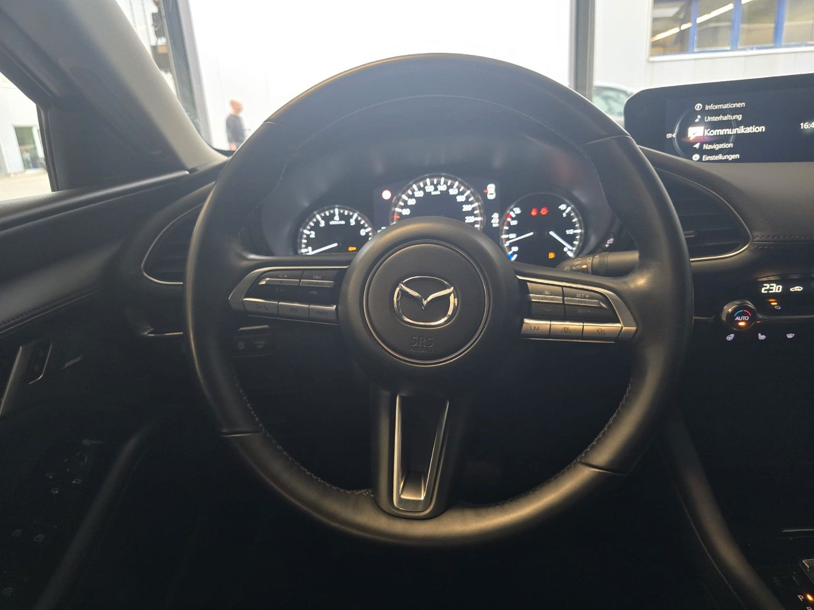Mazda 3 Lim. 4-trg. Selection *HUD*NAV*BOSE*360°