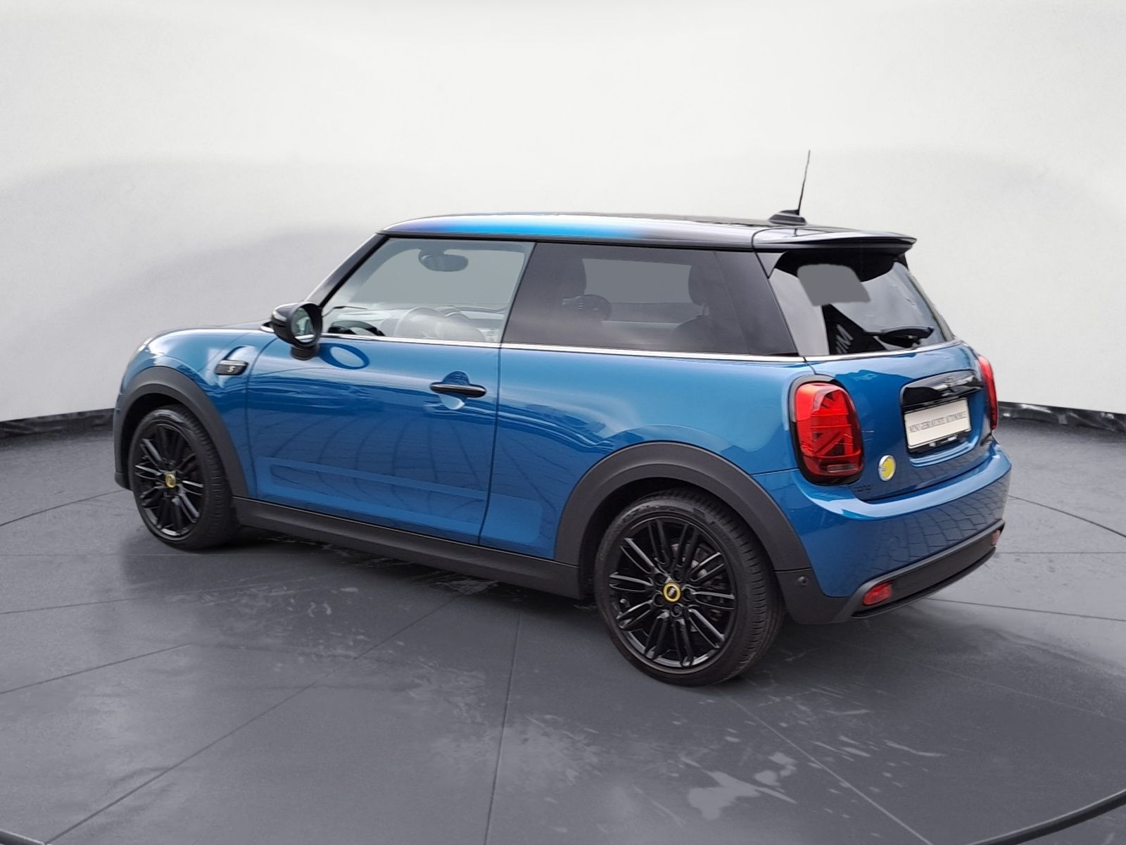 MINI Cooper SE MINI Electric Collection - Samsaru's Car Outlet
