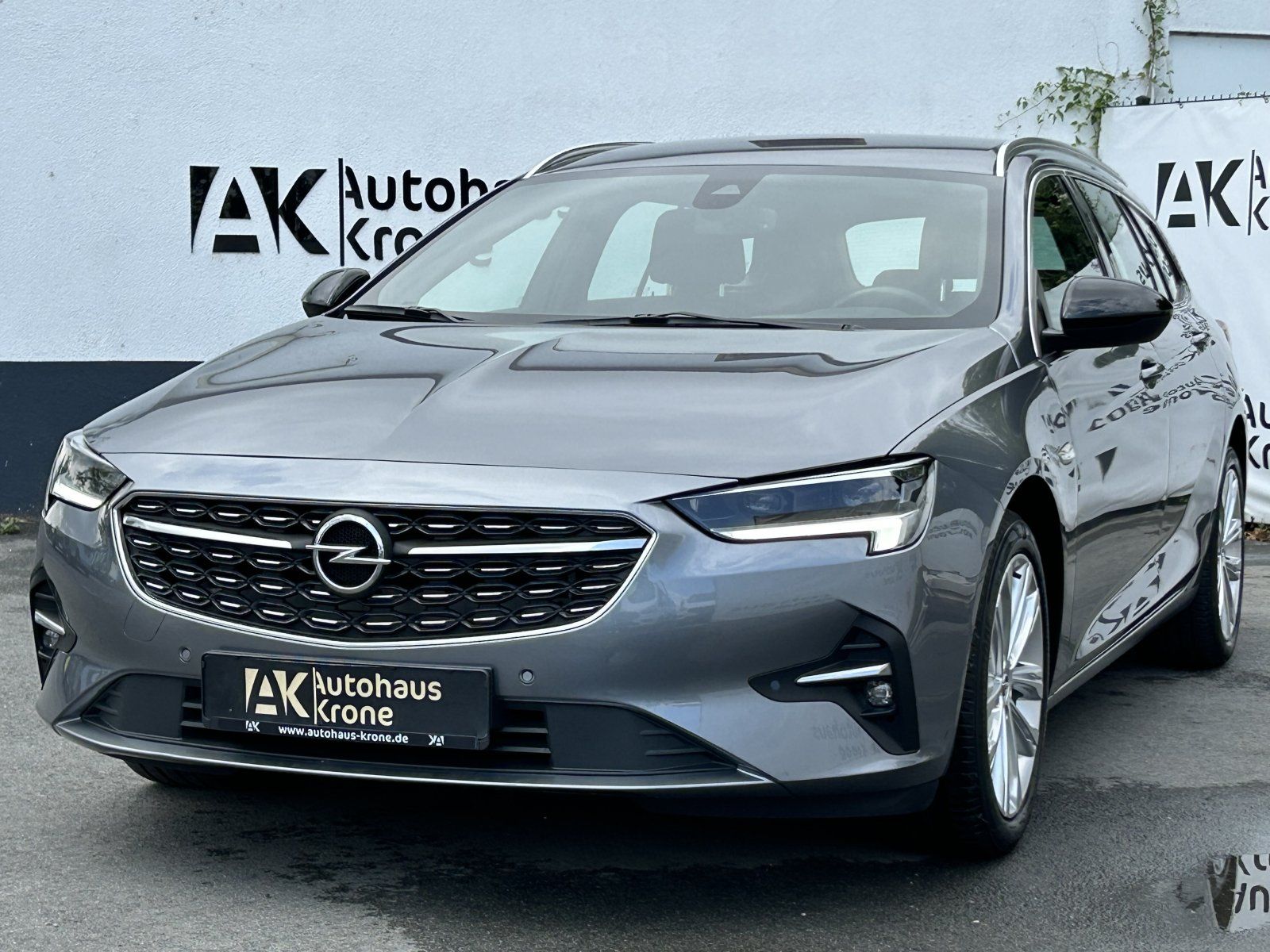 Opel Insignia 2.0 CDTI Business - Samsaru's Car Outlet