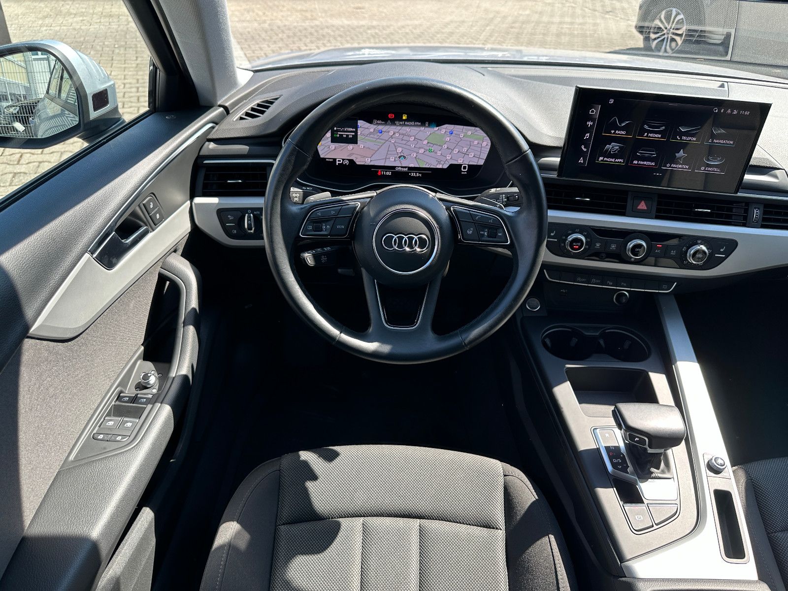 Audi A4 Av. 35TDI advanced - Samsaru's Car Outlet