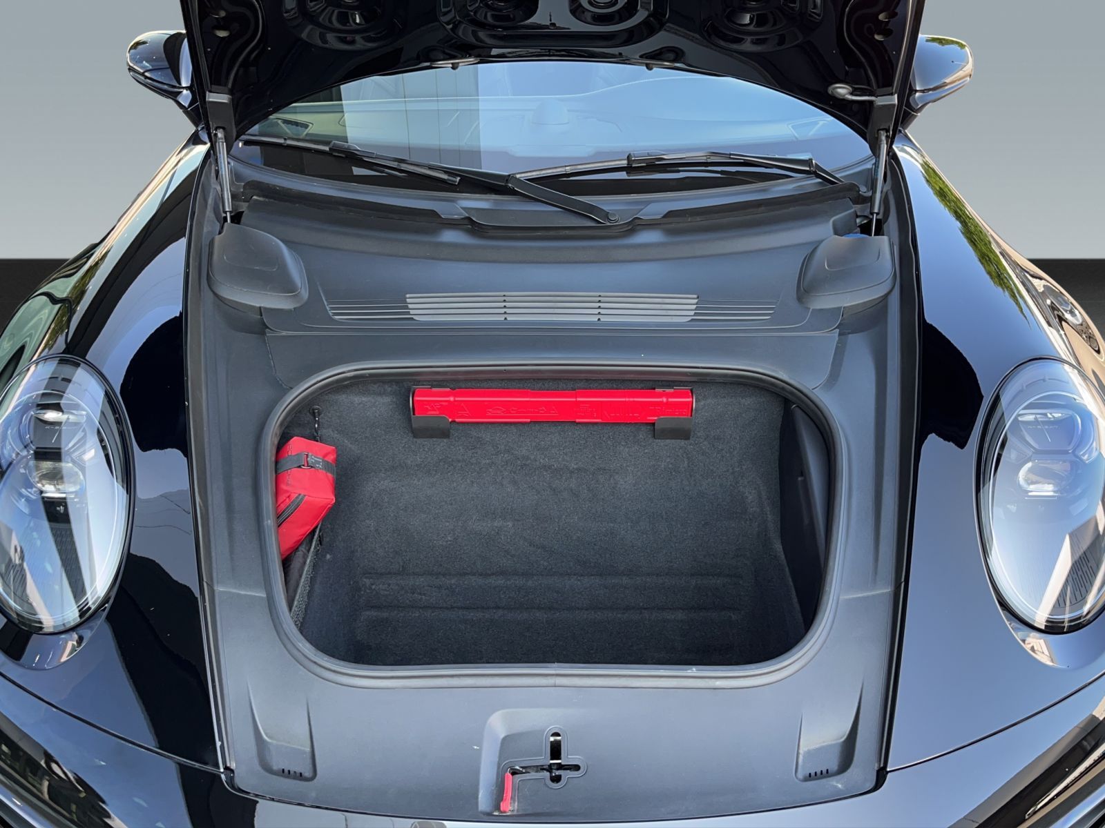 Porsche 992 (911) Carrera 4 GTS Cabriolet - BOSE - ParkA