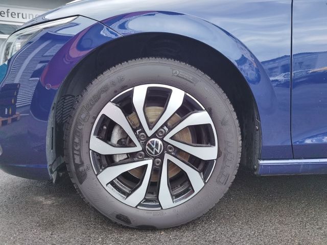 Volkswagen Golf 8 1.5 TSI BMT Active - Samsaru's Car Outlet