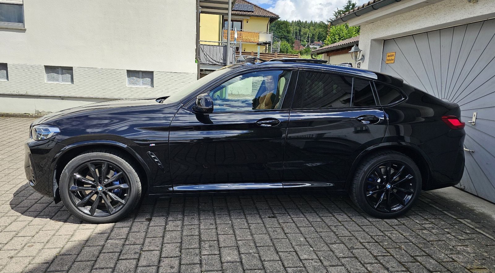 BMW X4 xDrive 30 d M Sport Pano Laser AHK Sportsitze