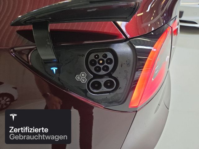 Tesla Model Y Performance