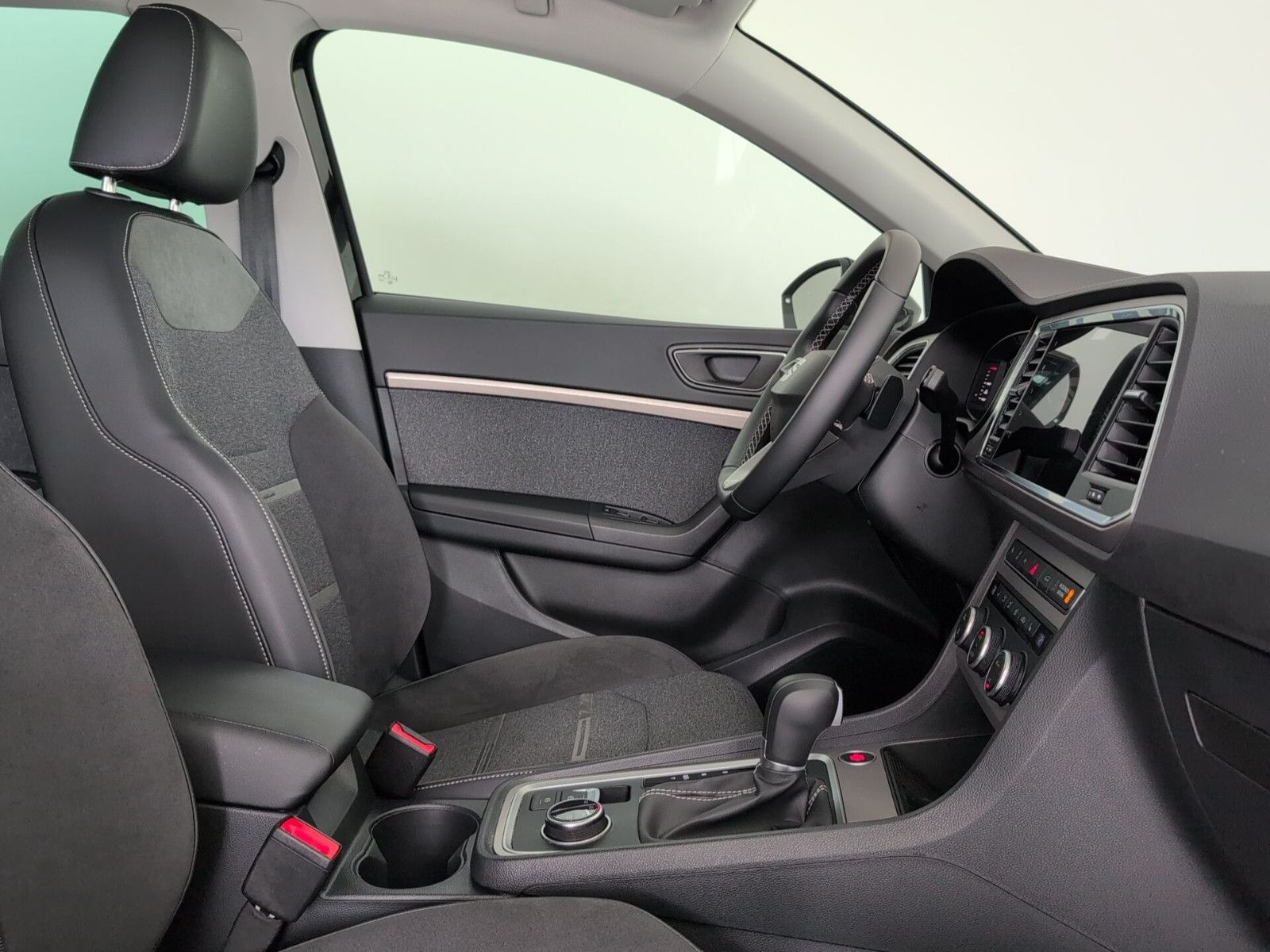 Seat Ateca 1.5 TSI DSG XPERIENCE Pa.:XL AHK-schw Navi