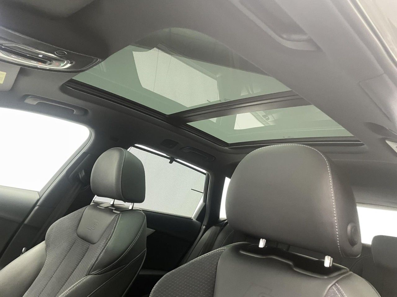 Audi A4 Avant 45 TFSI quattro S-line - Samsaru's Car Outlet