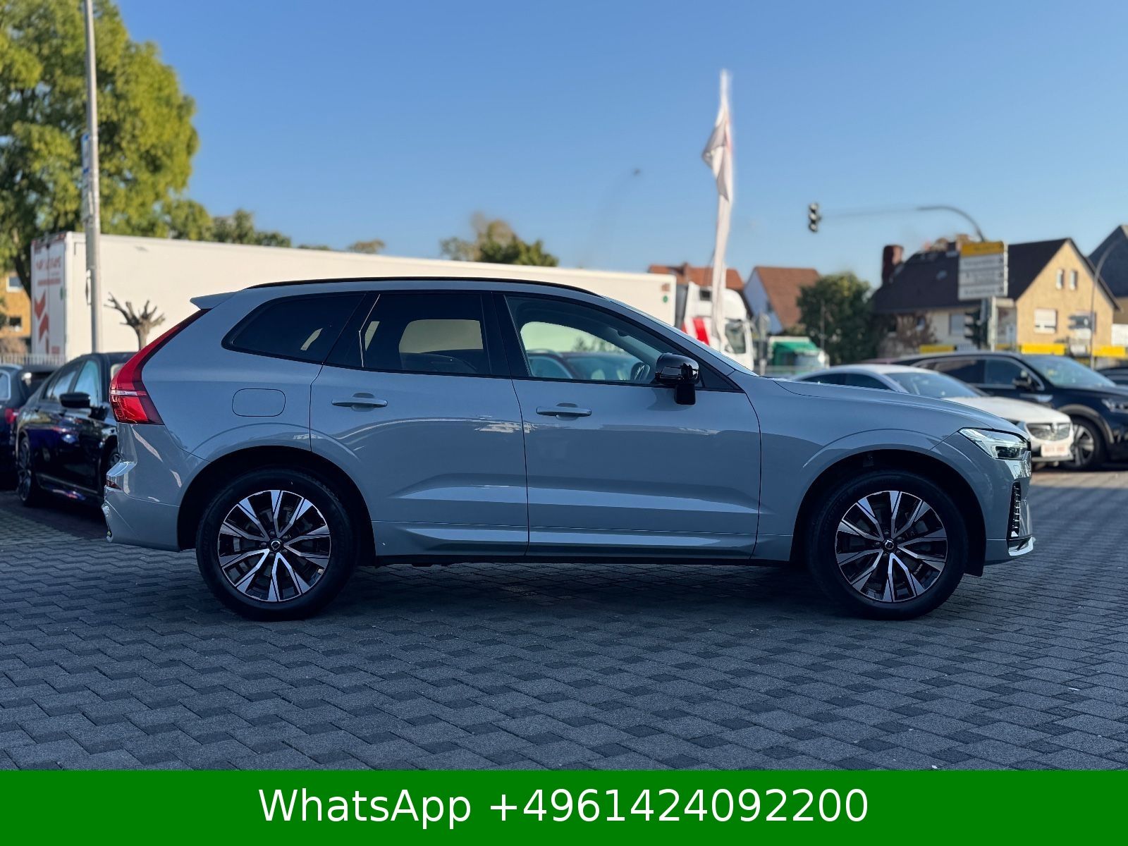 Volvo XC60 Plus Dark AWD AHK|KAMERA|H&K