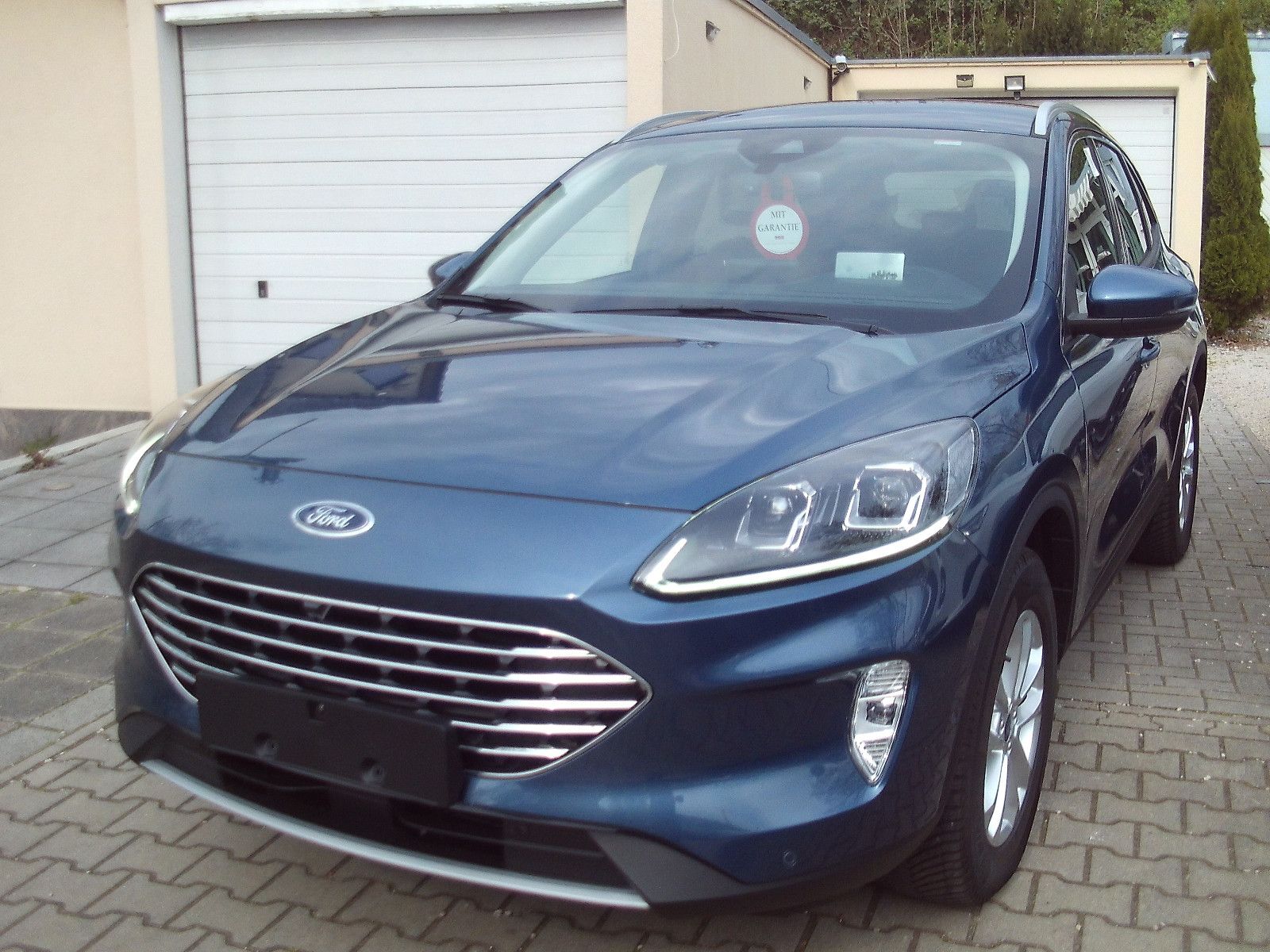 Ford Kuga Titanium X - Samsaru's Car Outlet