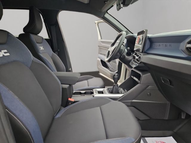 Dacia Duster TCe 130 Journey - Samsaru's Car Outlet