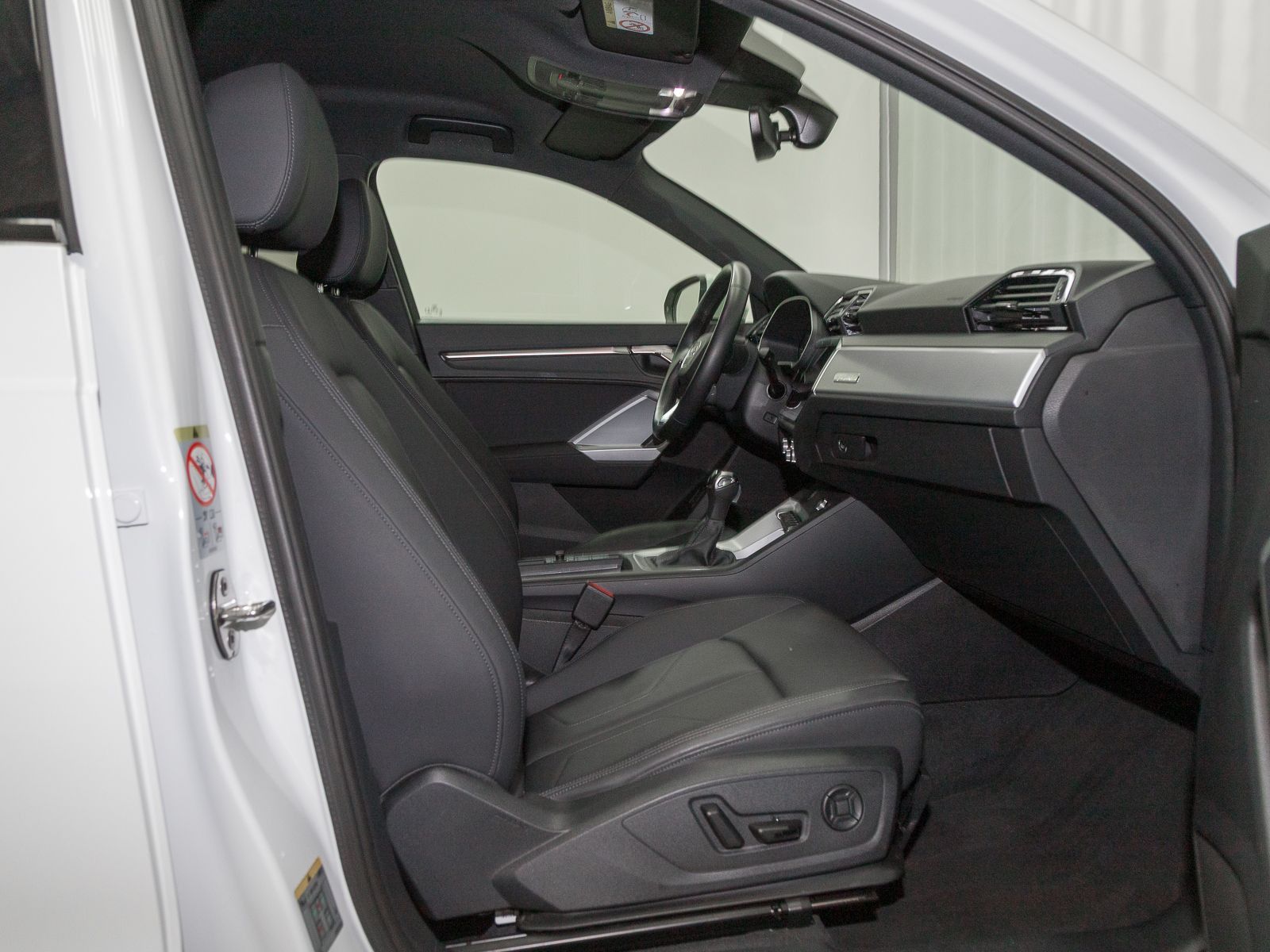 Audi Q3 40 TDI Q S LINE - Samsaru's Car Outlet