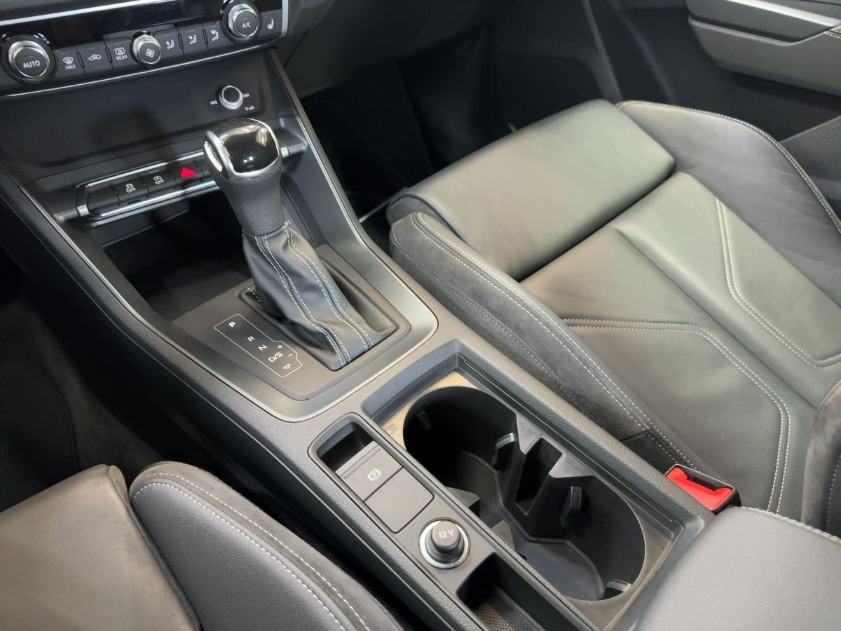 Audi Q3 45 TFSI S line quattro - Samsaru's Car Outlet