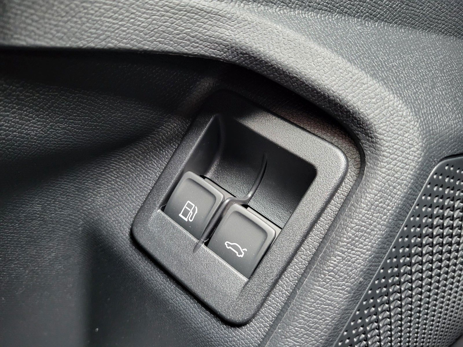 Cupra Formentor VZ 1.4 DSG e-Hybrid - Samsaru's Car Outlet
