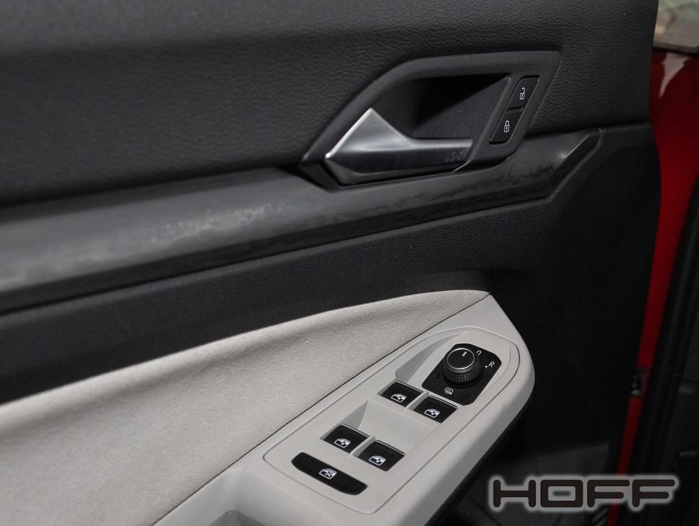 Volkswagen Golf VIII Style 1.5 eTSI DSG - Samsaru's Car Outlet