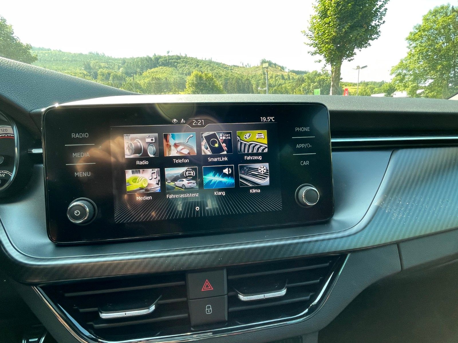Skoda Kamiq Monte Carlo 1.5 TSI - Samsaru's Car Outlet