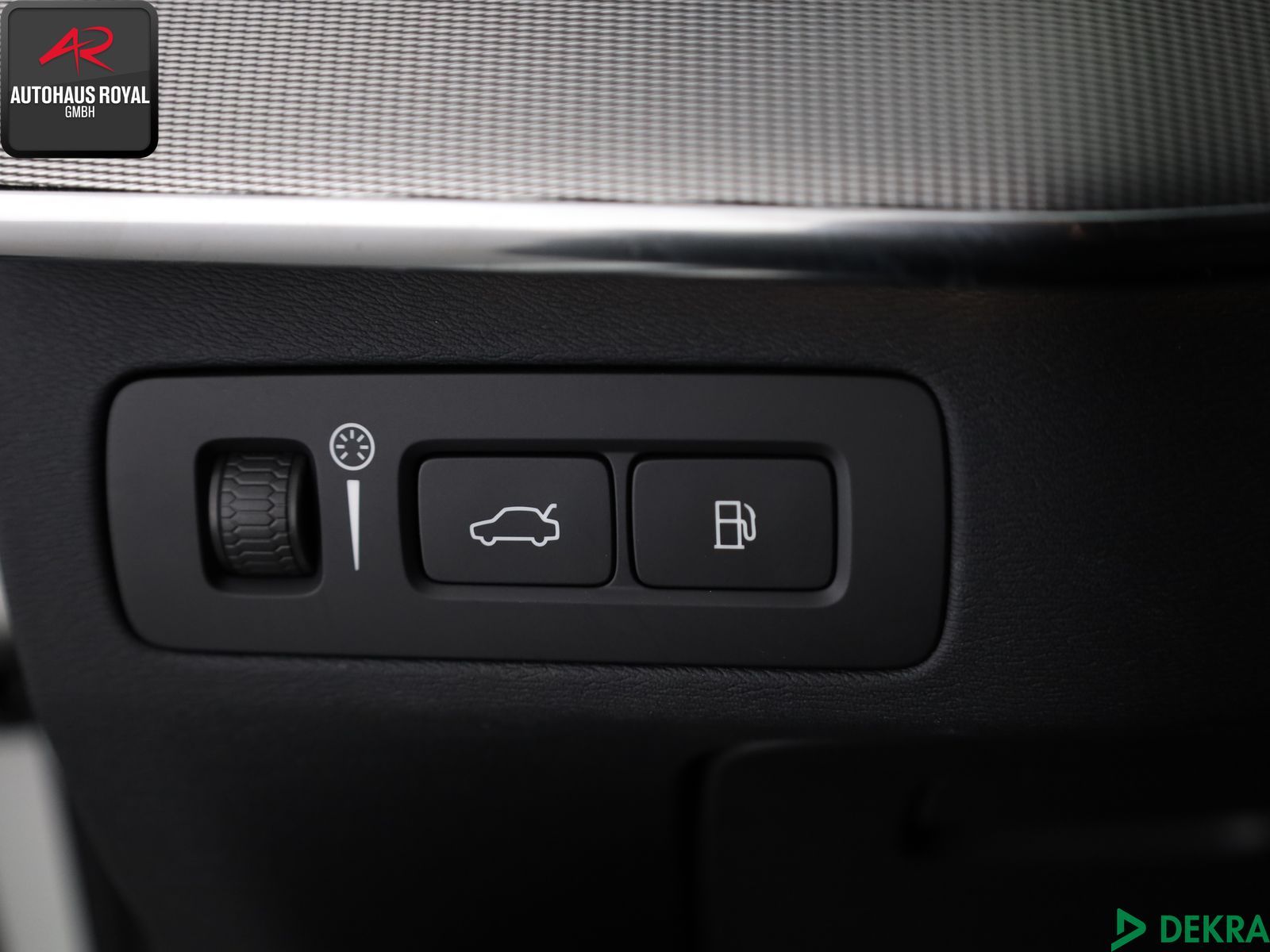 Volvo XC 90 2.0 T8 AWD RECHARGE R DESIGN 7 SITZE,H/K