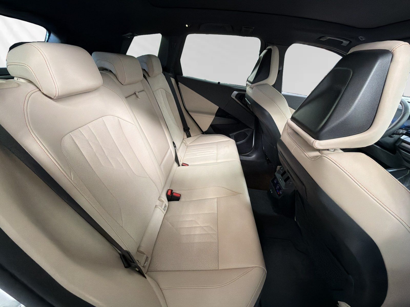 BMW X3 30e xDrive M Sport|AHK|Pano|21"LMR|Head-Up