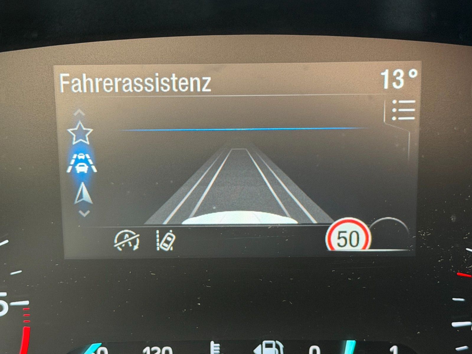 Ford Focus Turnier Cool & Connect*Autom*LED*AHK*Face