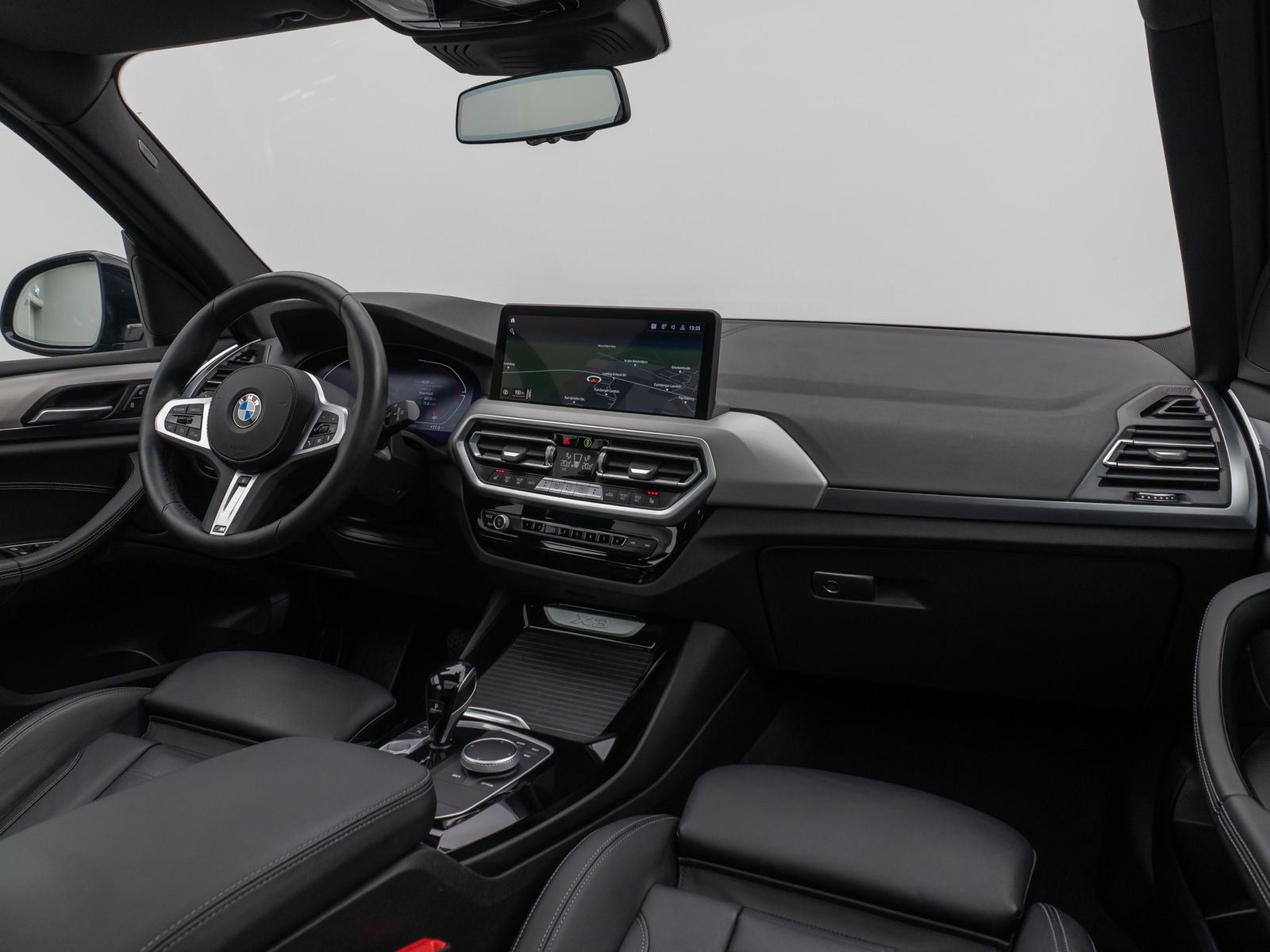 BMW X3 xD30d - Samsaru's Car Outlet