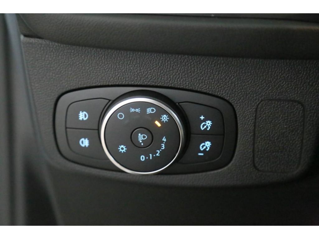 Ford Focus 1.5d Aut. Titanium Navi AHK ACC BLIS Kamer
