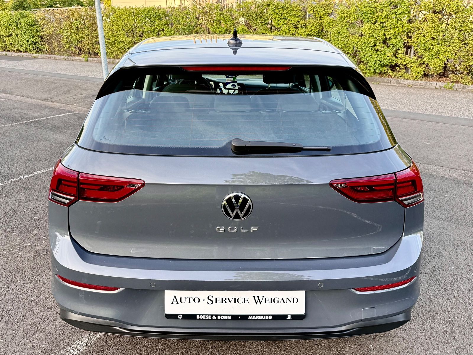 Volkswagen Golf VIII Life Edition - Samsaru's Car Outlet