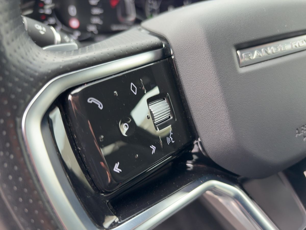 Range Rover Velar P400e R-Dyn. - Samsaru's Car Outlet