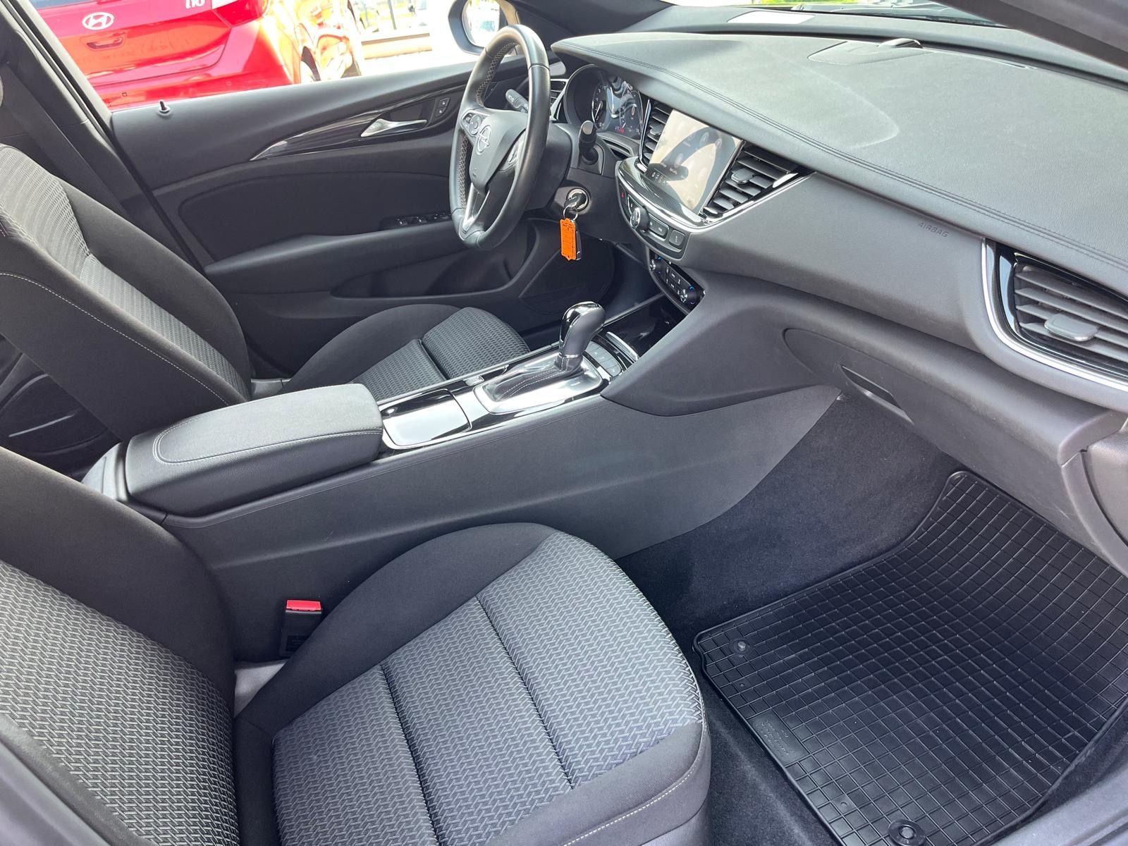 Opel Insignia Sports Tourer - Samsaru's Car Outlet