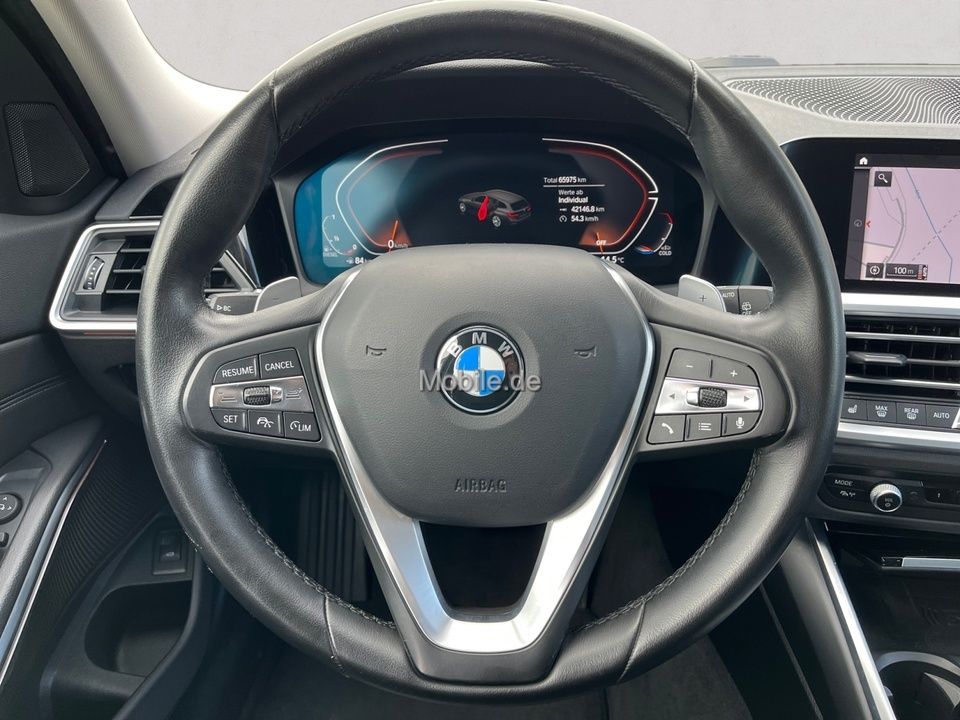 BMW 320d Touring Advantage - Samsaru's Car Outlet