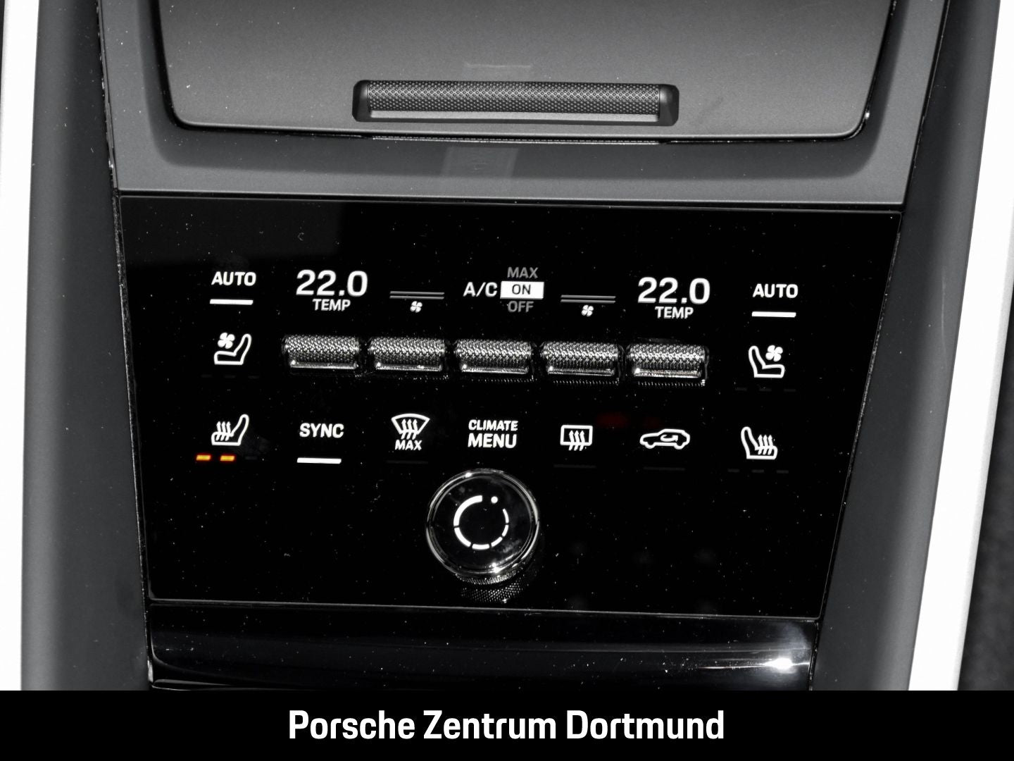 Porsche Macan Turbo BOSE Luftfederung Panorama InnoDrive