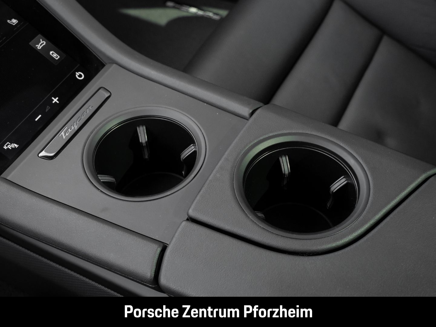 Porsche Taycan Sport Turismo PASM SurroundView InnoDrive