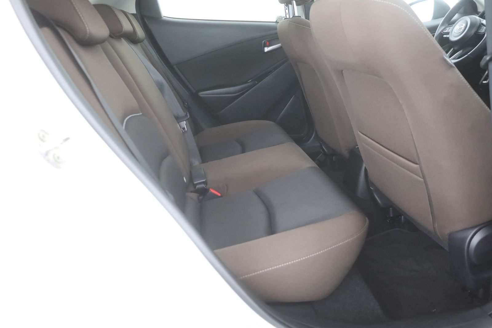 Mazda 2 1.5 SKYACTIV-G 90 Aut. - Samsaru's Car Outlet