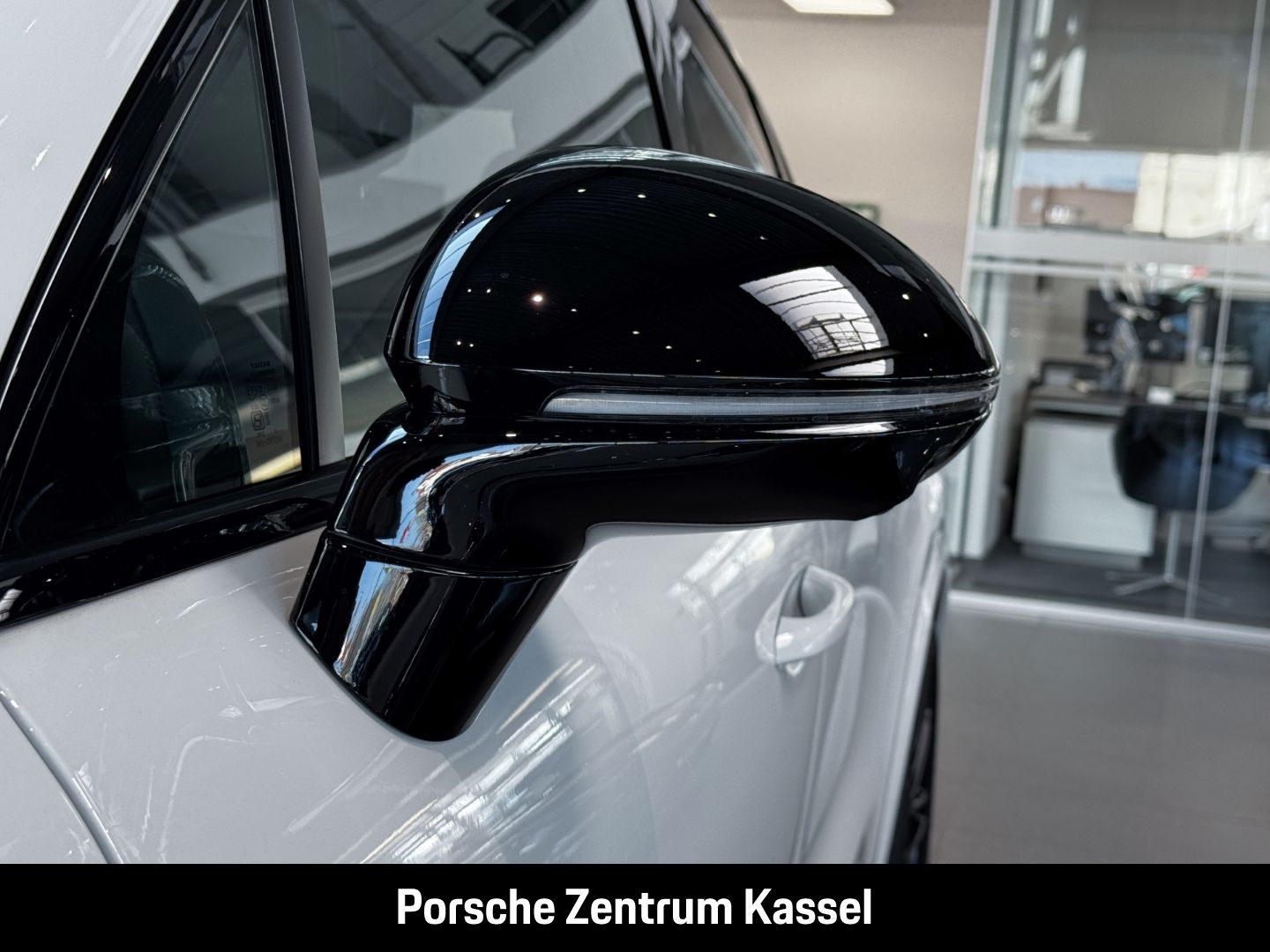Porsche Cayenne E-Hybrid Coupe Matrix LED