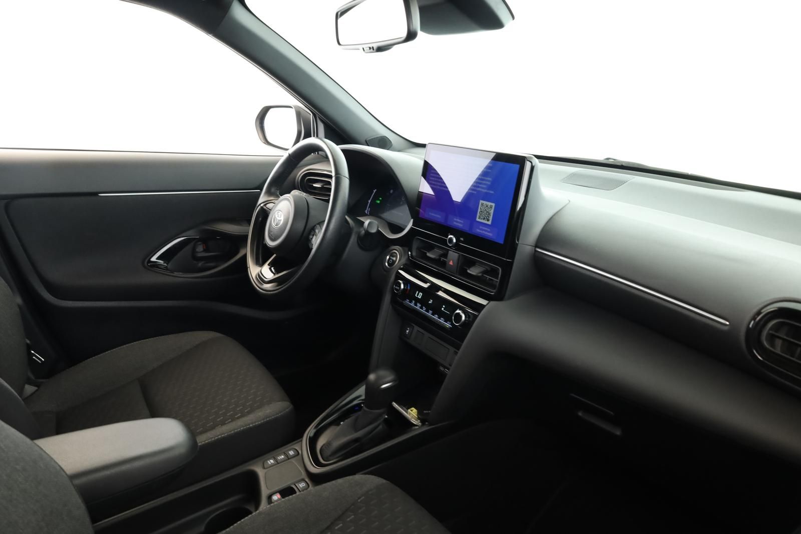 Toyota Yaris Cross CVT Team D LED Navi SHZ iACC Kam 17"