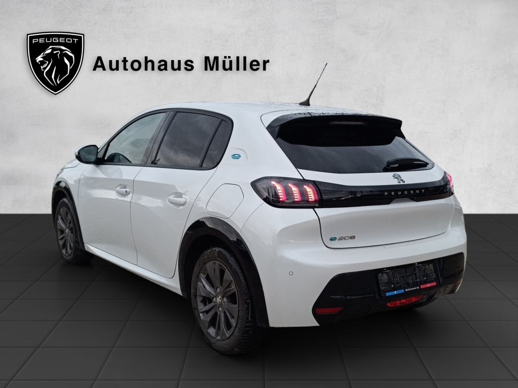 Peugeot 208 Allure - Samsaru's Car Outlet