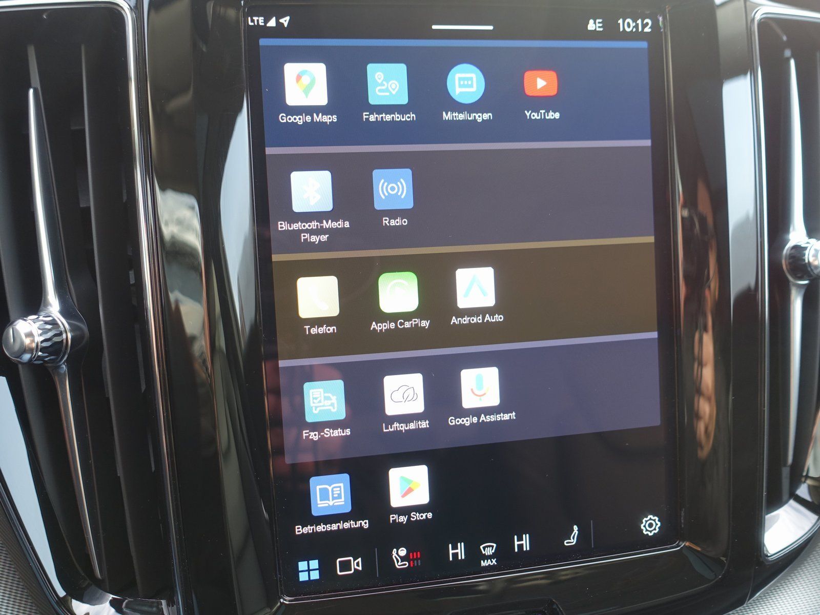 Volvo XC60 Plus T6 AWD/H&K/360°/FourC/AHK/Pano/BLIS