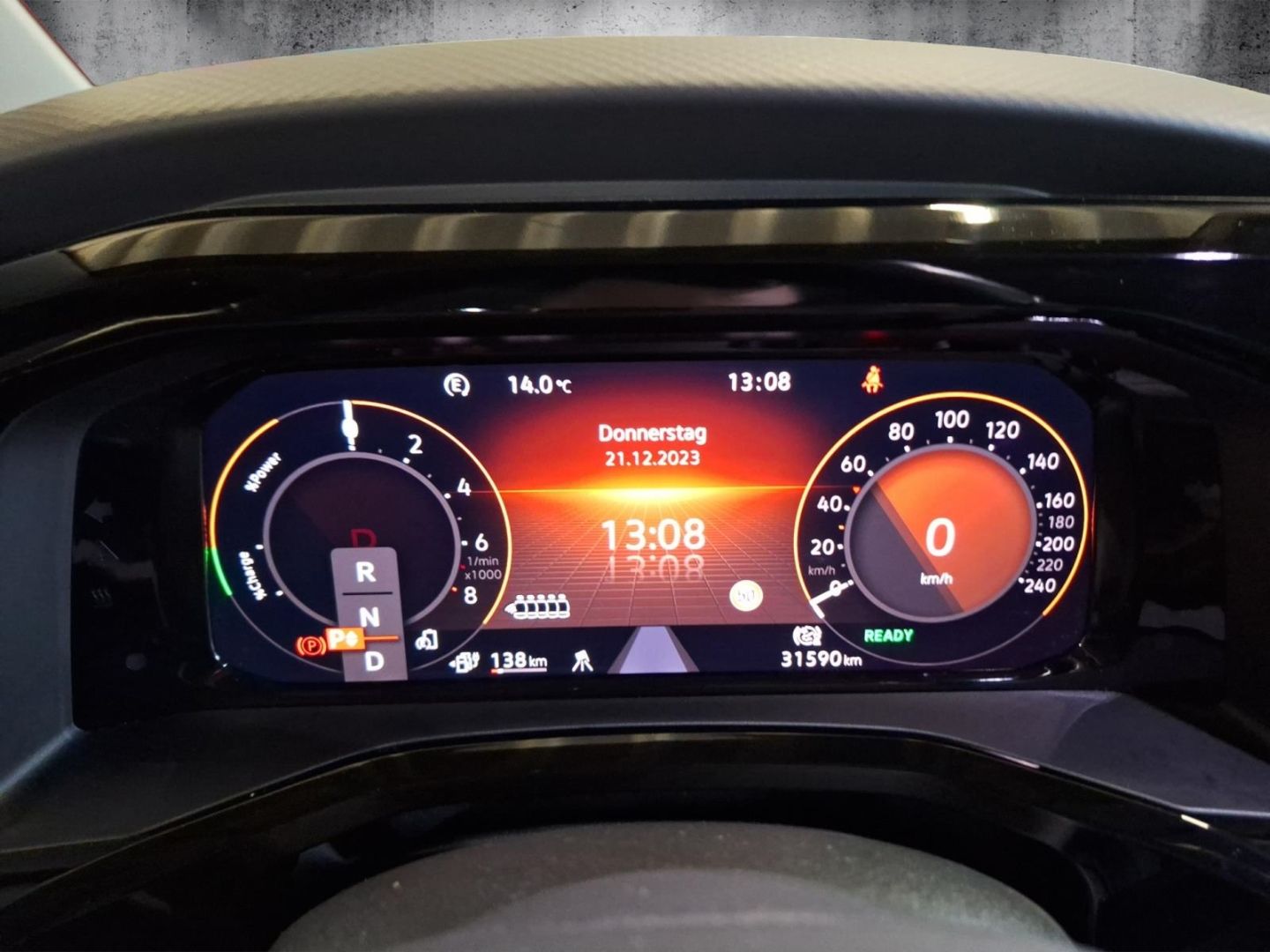 Volkswagen T7 Multivan 1.4 TSI EU6d Style eHybrid - Samsaru's Car Outlet