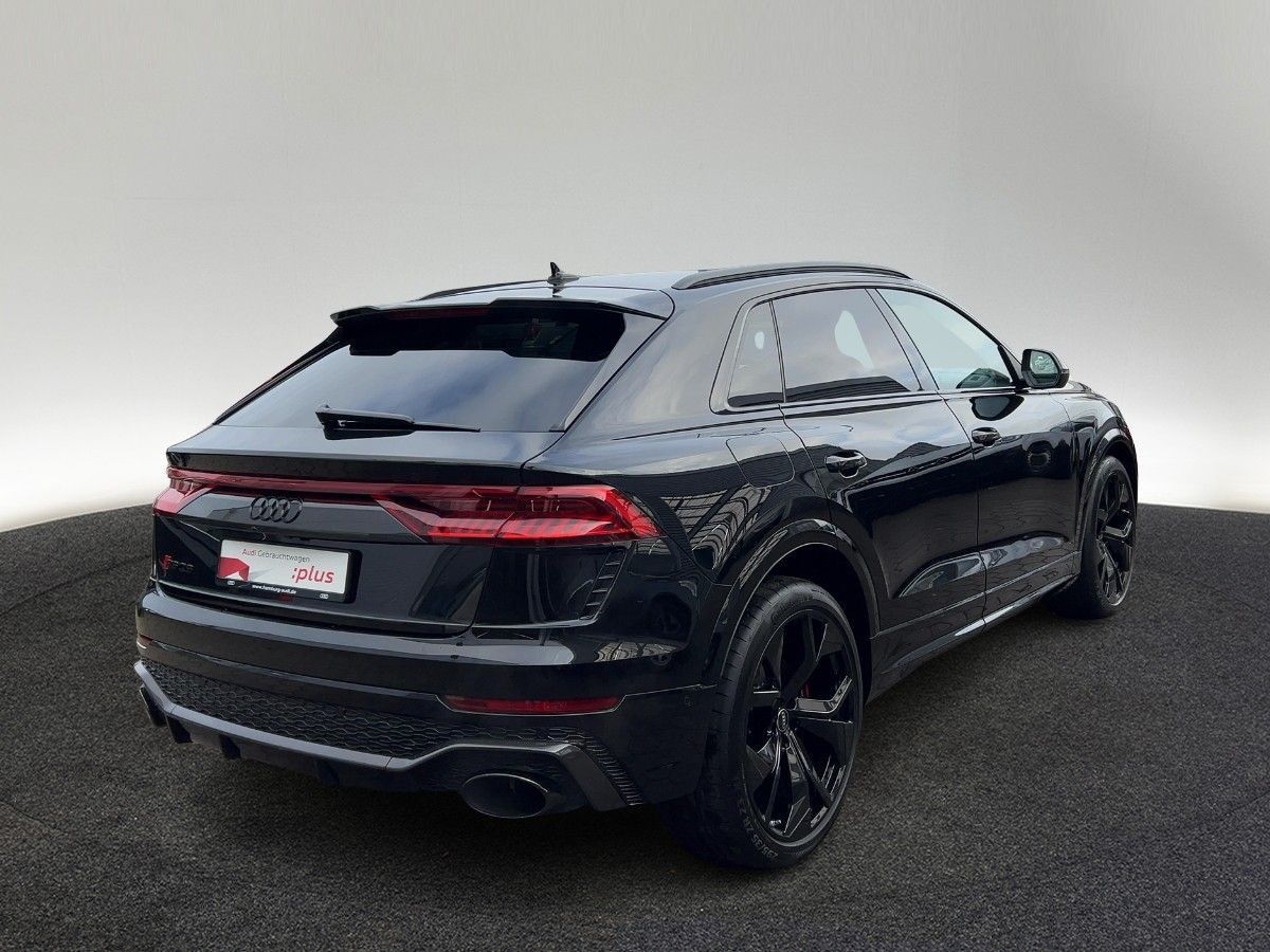 Audi RSQ8 4.0 TFSI quattro tiptronic Matrix B&O Stand