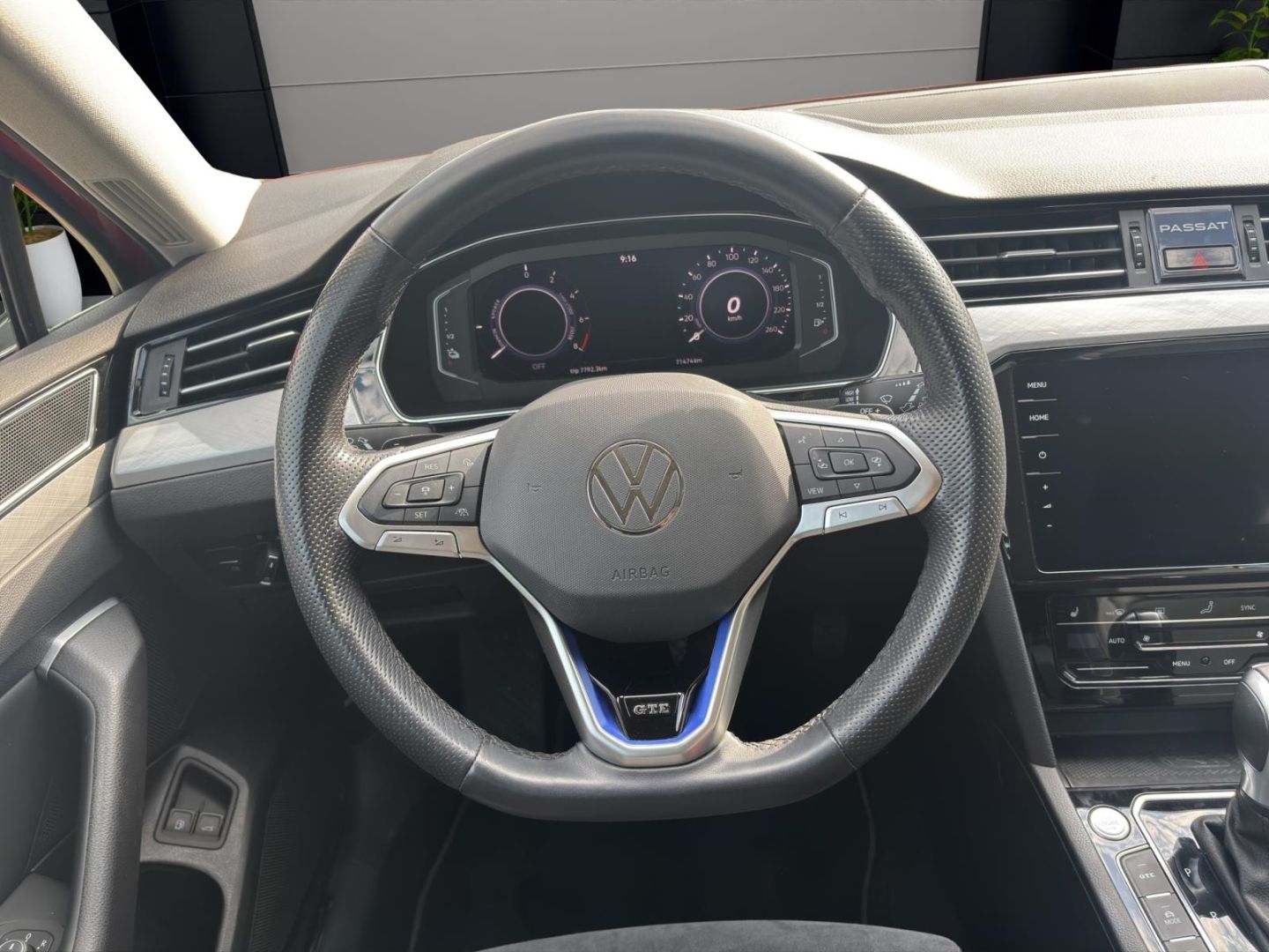 Volkswagen Passat Variant GTE 1.4 TSI Plug-In Hybrid - Samsaru's Car Outlet