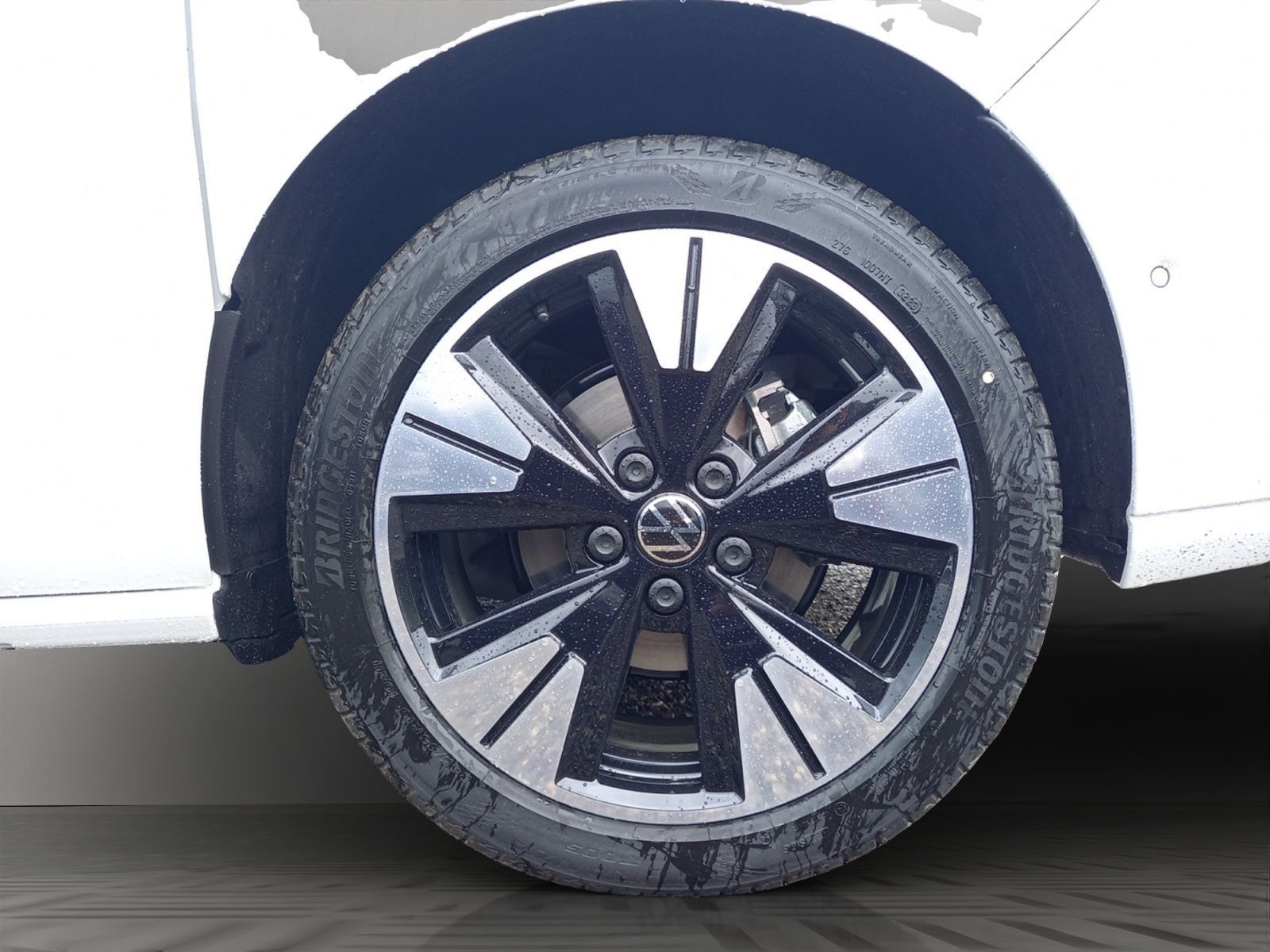 Volkswagen Multivan Style 2.0 l 150 kW TSI OPF 7-Gang-DSG R - Samsaru's Car Outlet