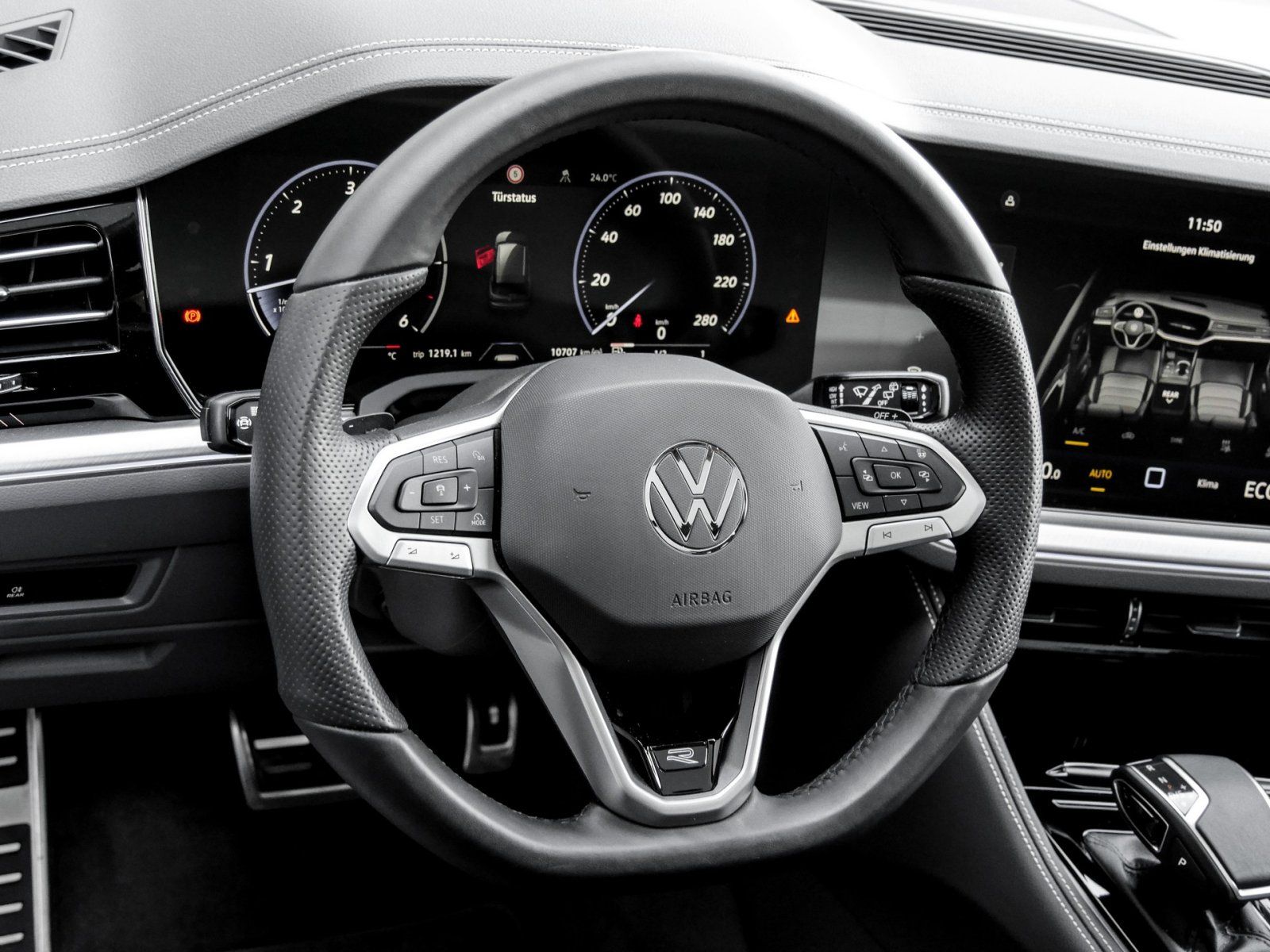 Volkswagen Touareg R-Line V6 TDI DYNAUDIO Standhzg. AHK 22"