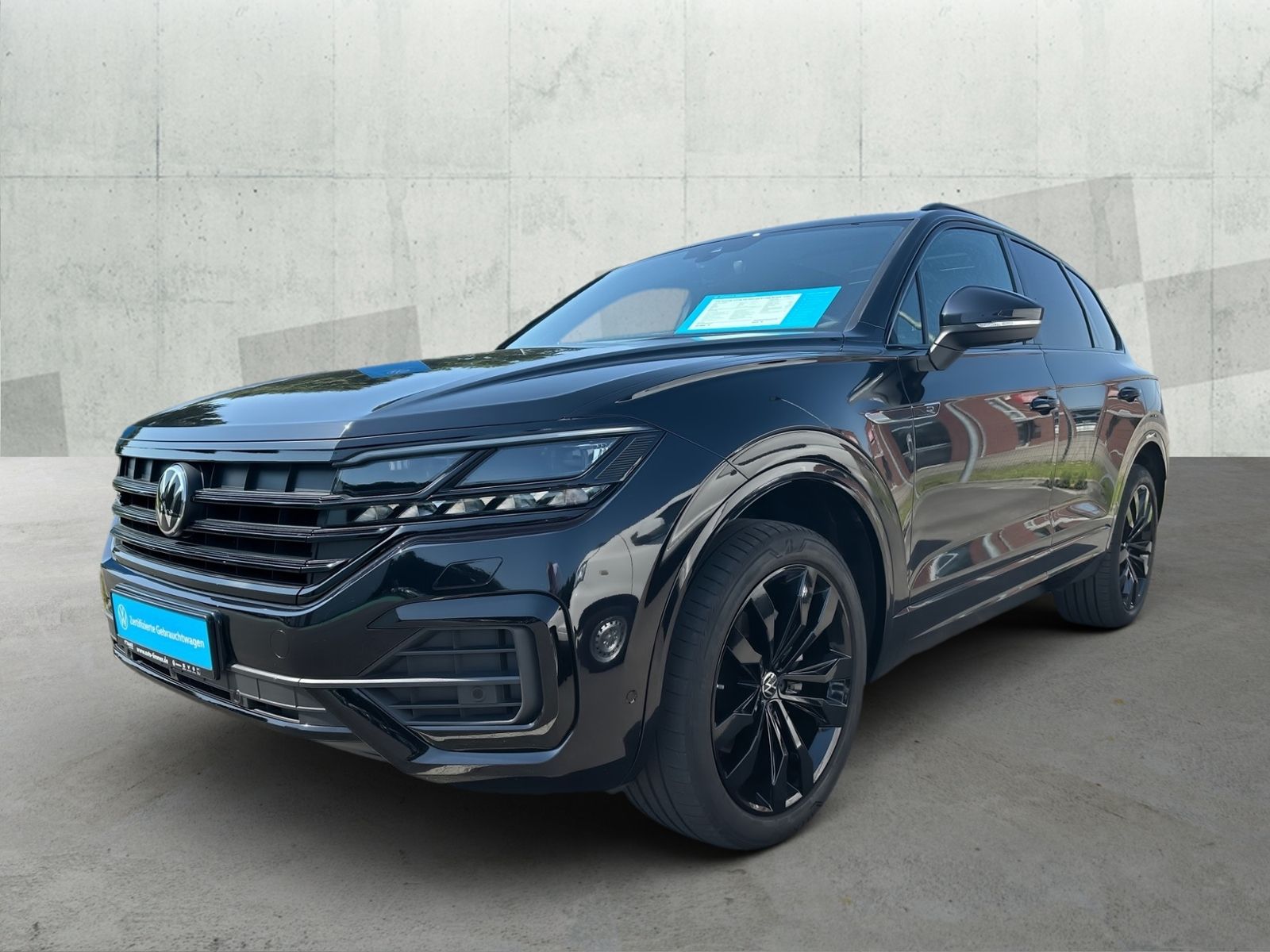 Volkswagen Touareg 3.0 V6 TDI DSG 4M R-LINE BLACK - Samsaru's Car Outlet