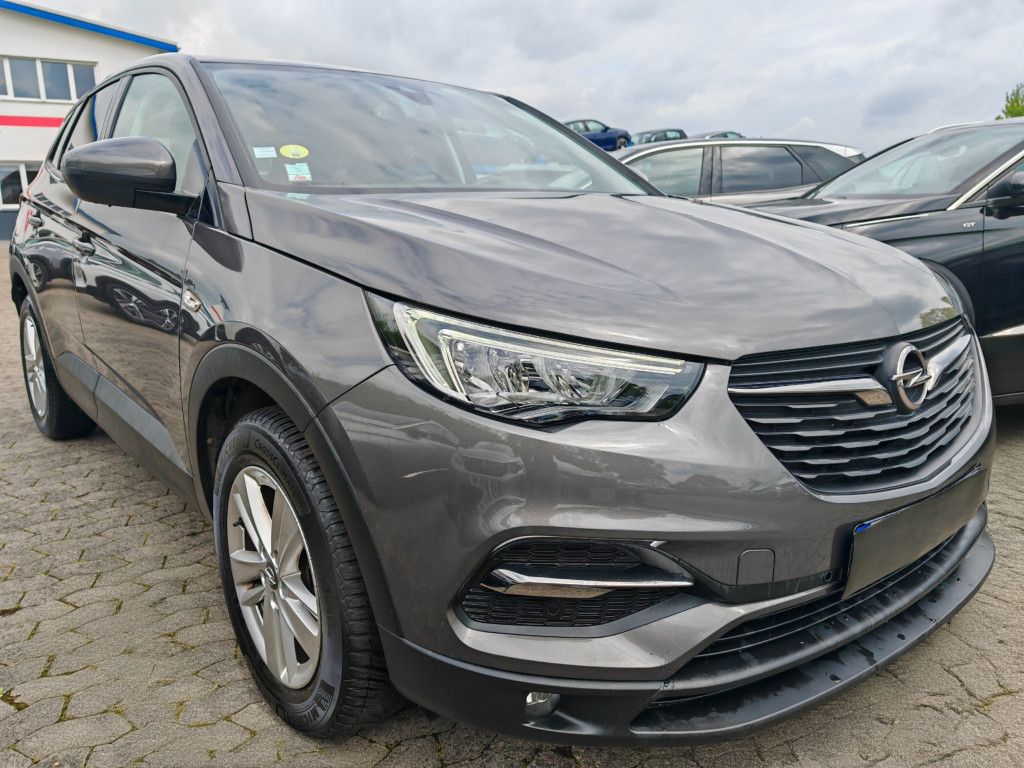 Opel Grandland X 1.5 D EAT8 - Samsaru's Car Outlet
