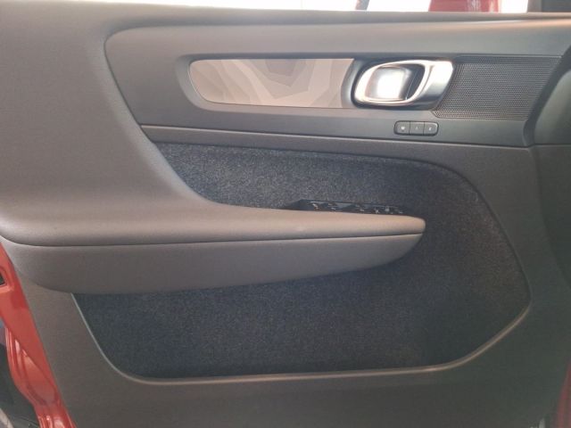 Volvo XC40 Recharge Core Plug-In Hybrid 2WD 360°Kamera