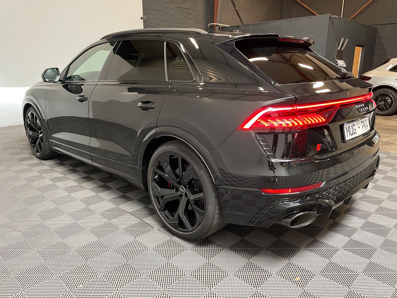 Audi RSQ8 4.0 TFSI quattro*Keramic-StandHz-B&O*