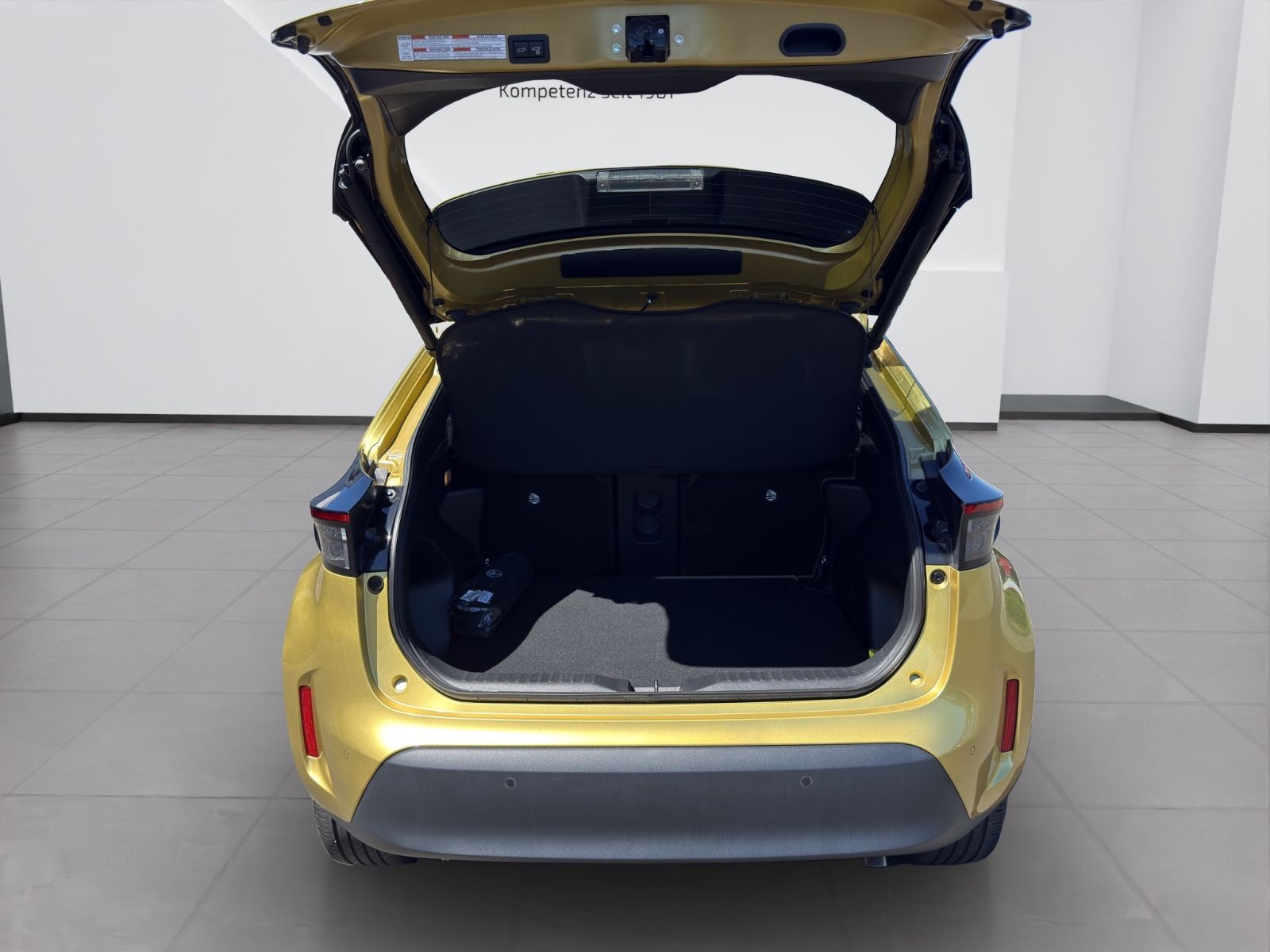 Toyota Yaris Cross Hybrid Team D *ALLE PAKETE*